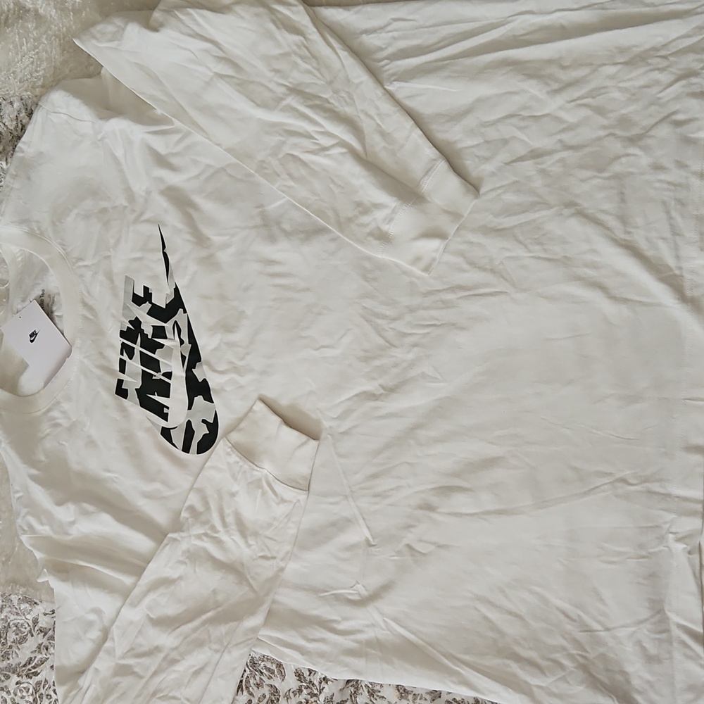 Nike Men's 3XL Camo Swoosh White Long Sleeve Cotton Shirt
